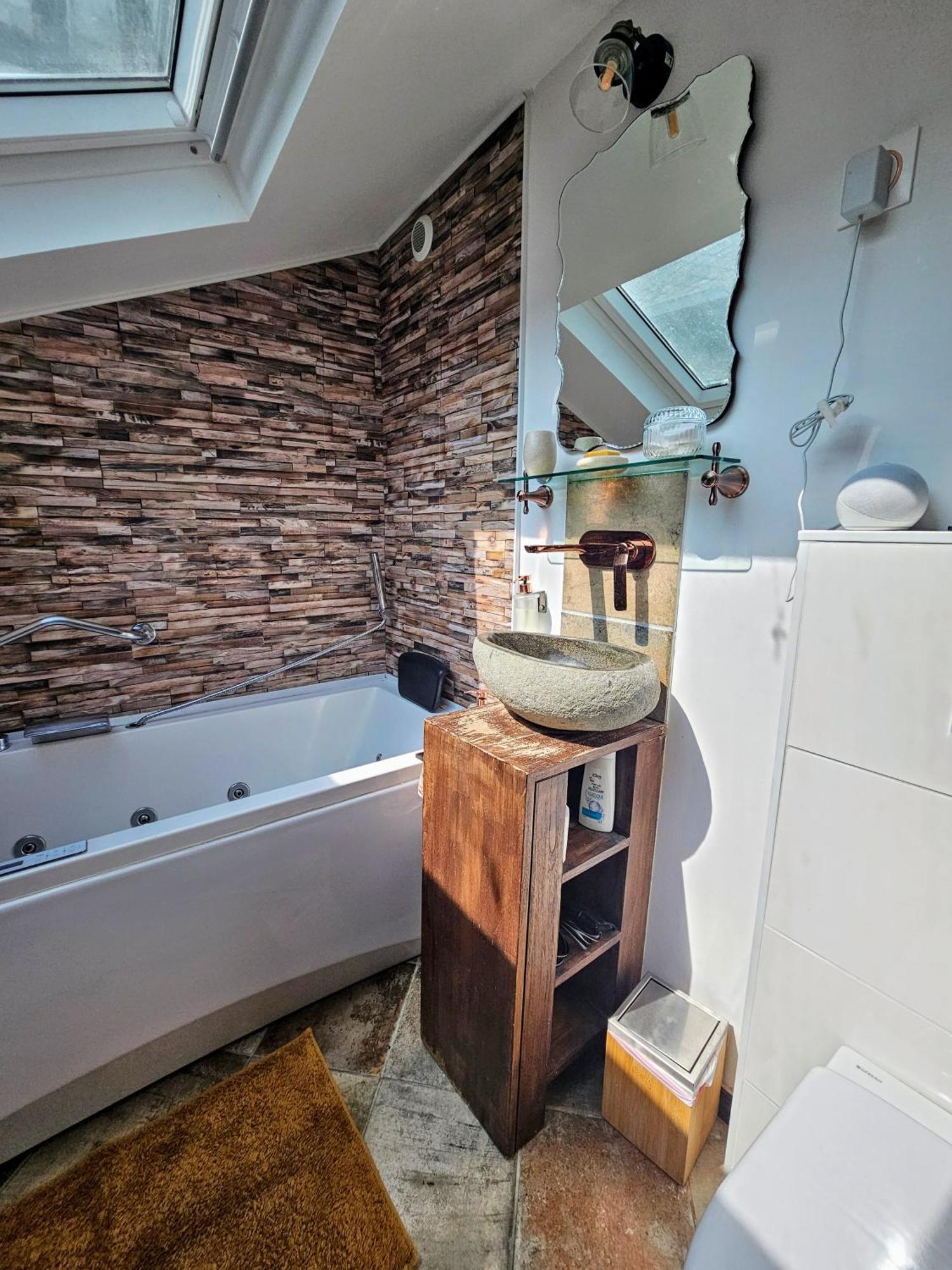 2 Appt Medielounge Ou Medieold, Parking Vue Magnifique Par Beds76 روان المظهر الخارجي الصورة